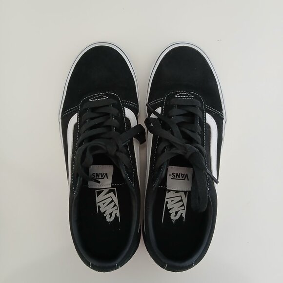 Vans Ward Women's SIze 8 Black and White Suede and Canvas Sneakers - Picture 12 of 14